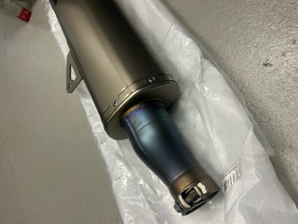 Akrapovic EVO 701